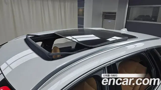 Volvo XC60 2021 — Şəkil 21/32