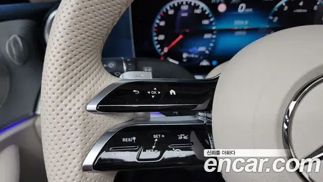Mercedes-Benz E-Class 2023 — Şəkil 8/33