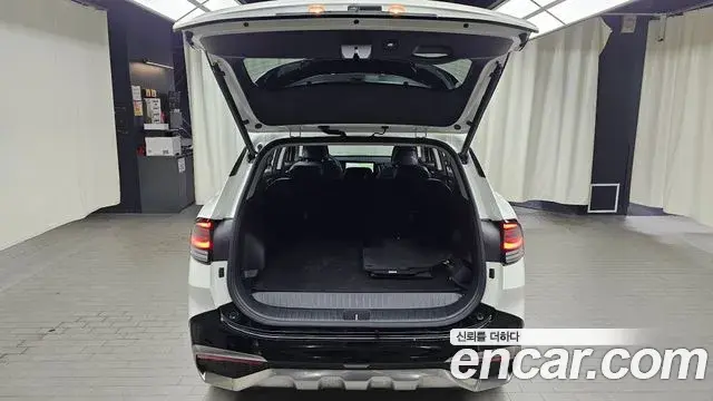 Kia Sportage 2023 — Фото 16/20