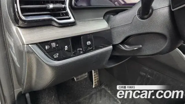 Kia Sportage 2023 — Фото 18/20