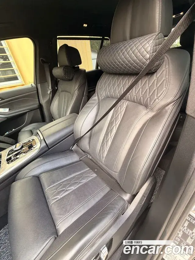 BMW X7 2024 — Photo 6/9