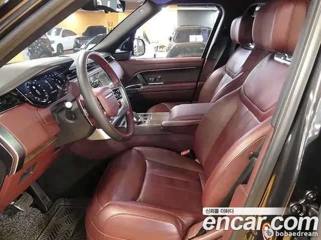Land Rover Range Rover 2022 — Photo 4/20