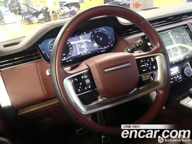 Land Rover Range Rover 2022 — Photo 2/20