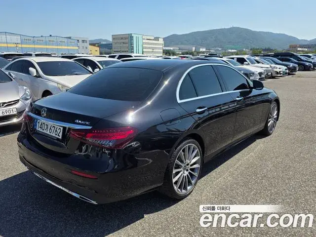 Mercedes-Benz E-Class 2021 — Şəkil 8/19