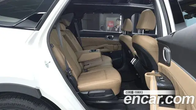 Kia Sorento 2025 — ფოტო 12/38