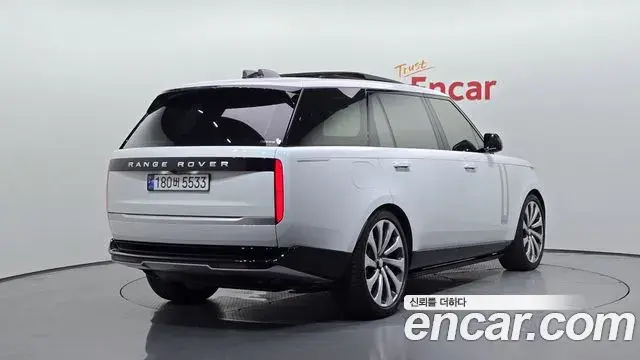 Land Rover Range Rover 2024 — ფოტო 6/41