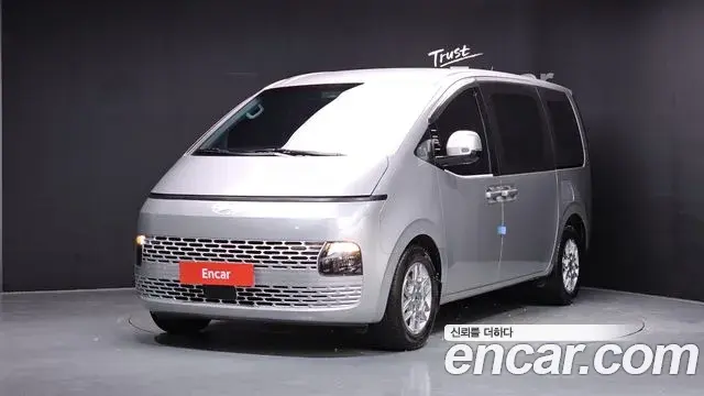 Hyundai Staria 2025 — Фото 10/20