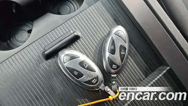 Hyundai Staria 2025 — Фото 17/20