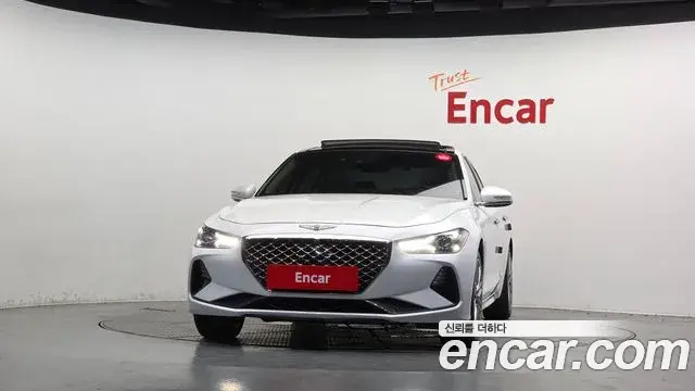 Genesis G70 2020 — Photo 7/20