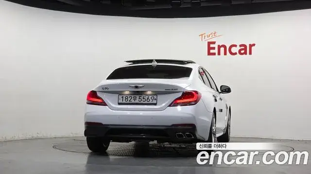 Genesis G70 2020 — Photo 15/20