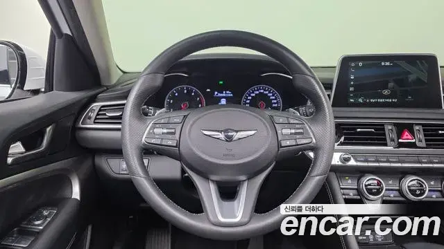Genesis G70 2020 — Photo 2/20