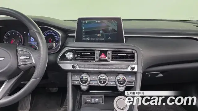 Genesis G70 2020 — Photo 9/20