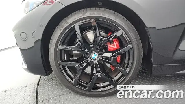 BMW 4 Series 2025 — Photo 1/20