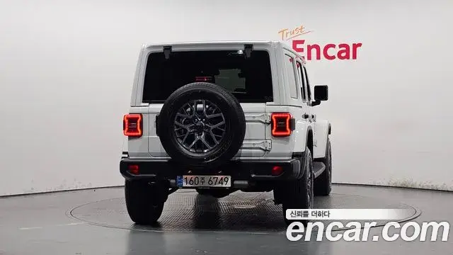 Jeep Wrangler 2024 — Photo 2/30