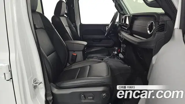 Jeep Wrangler 2024 — Photo 29/30