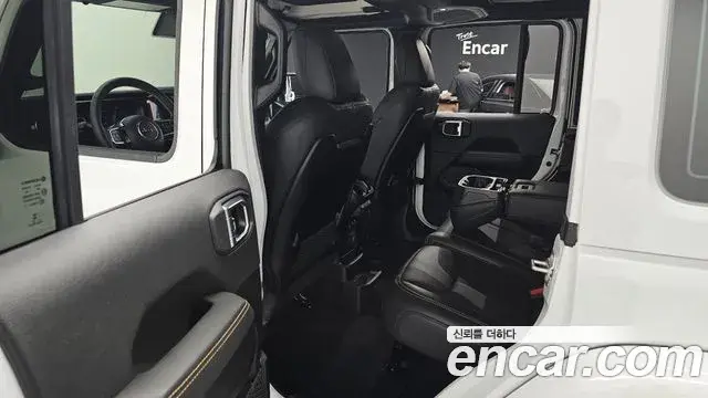 Jeep Wrangler 2024 — Photo 13/30