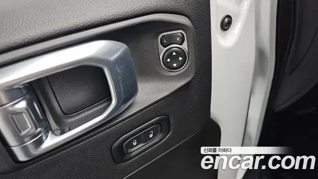 Jeep Wrangler 2024 — Photo 7/30
