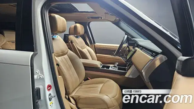 Land Rover Range Rover 2023 — Şəkil 29/35