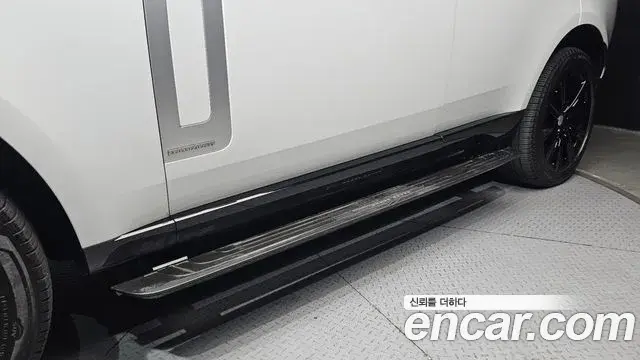 Land Rover Range Rover 2023 — Şəkil 23/35