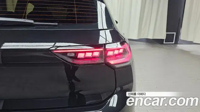 Volkswagen Golf 2026 — ფოტო 21/32