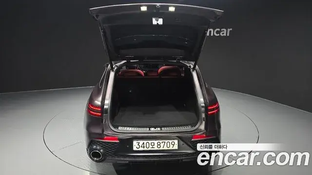 Genesis GV70 2022 — Photo 10/34