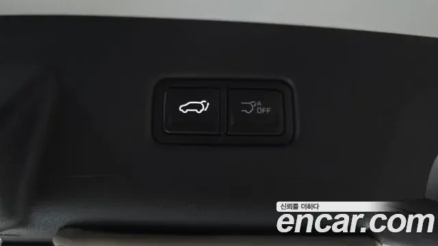 Kia Carnival 2025 — ფოტო 28/32