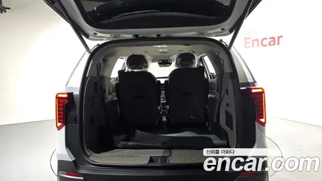 Kia Carnival 2025 — ფოტო 5/32