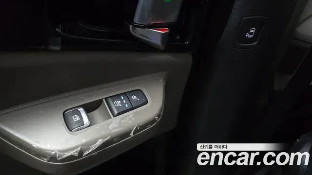 Kia Carnival 2025 — ფოტო 7/32