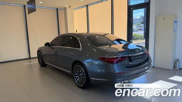 Mercedes-Benz S-Class 2025 — Şəkil 11/17