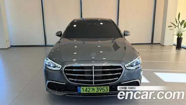 Mercedes-Benz S-Class 2025 — Şəkil 9/17