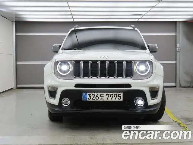 Jeep Renegade 2020 — Фото 1/20