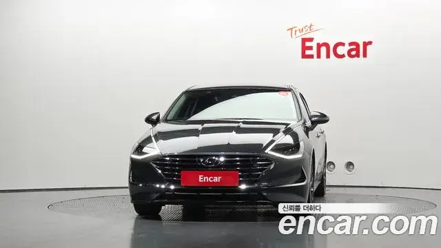 Hyundai Sonata Hybrid 2019 — Photo 5/30