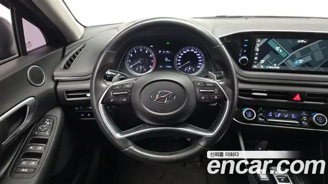 Hyundai Sonata Hybrid 2019 — Photo 21/30