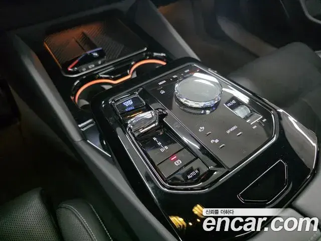 BMW i5 2024 — Photo 2/20