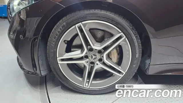 Mercedes-Benz CLS-Class 2019 — Фото 5/20