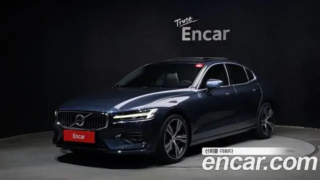 Volvo S60 2021 — ფოტო 3/31