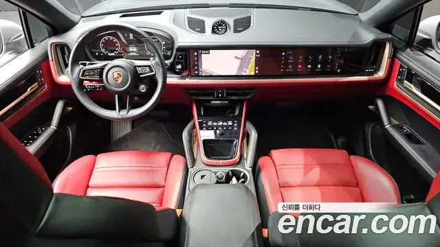 Porsche Cayenne 2024 — ფოტო 17/38