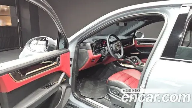 Porsche Cayenne 2024 — ფოტო 5/38