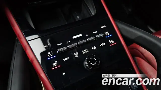 Porsche Cayenne 2024 — ფოტო 3/38