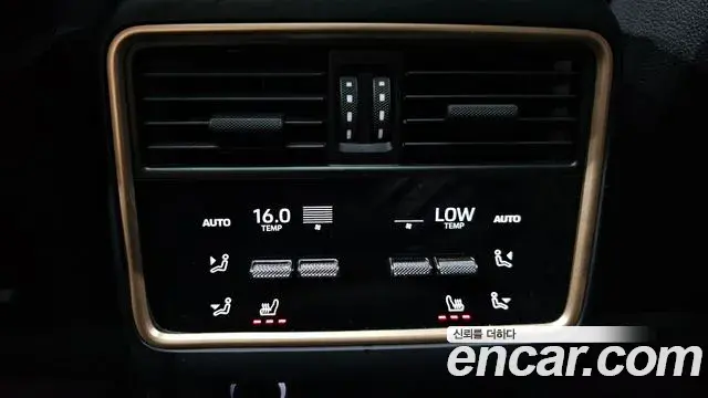 Porsche Cayenne 2024 — ფოტო 2/38