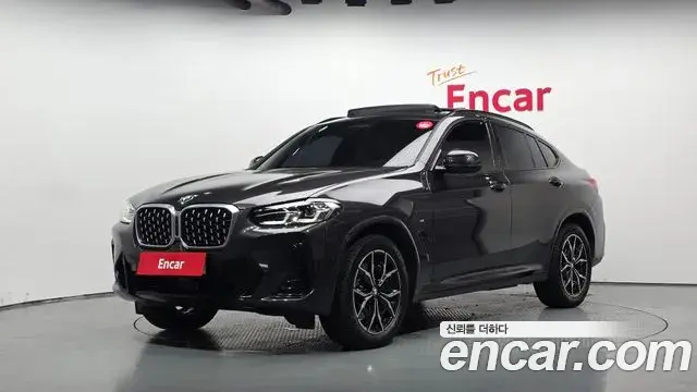 BMW X4 2023 — Фото 1/20