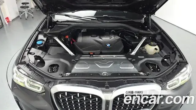 BMW X4 2023 — Фото 6/20