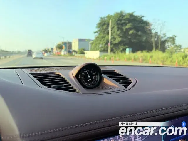 Porsche Panamera 2025 — Photo 6/12