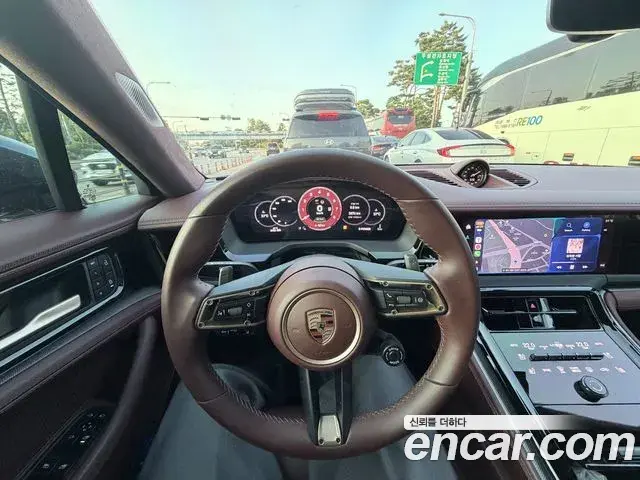 Porsche Panamera 2025 — Photo 10/12