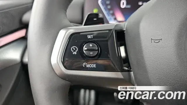 BMW 5 Series 2024 — Photo 27/36