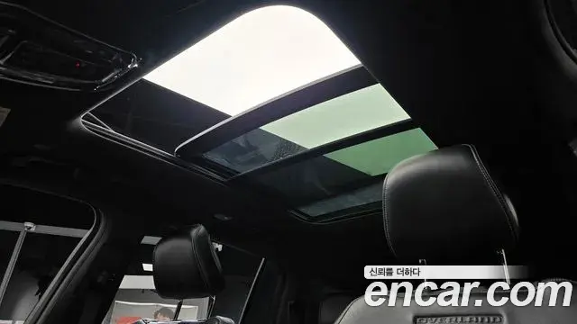 Jeep Grand Cherokee 2022 — Photo 17/39