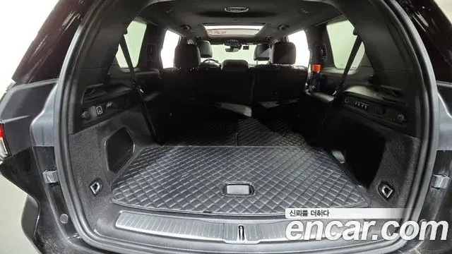 Jeep Grand Cherokee 2022 — Photo 25/39
