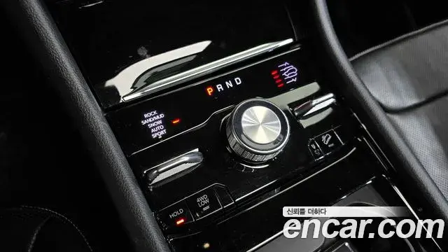 Jeep Grand Cherokee 2022 — Photo 21/39