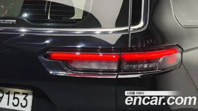 Jeep Grand Cherokee 2022 — Photo 32/39