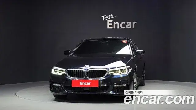BMW 5 Series 2018 — Фото 2/20